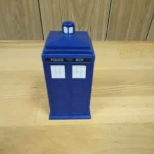 Dr Who TARDIS Police Telephone Booth Time Machine Spacecraft